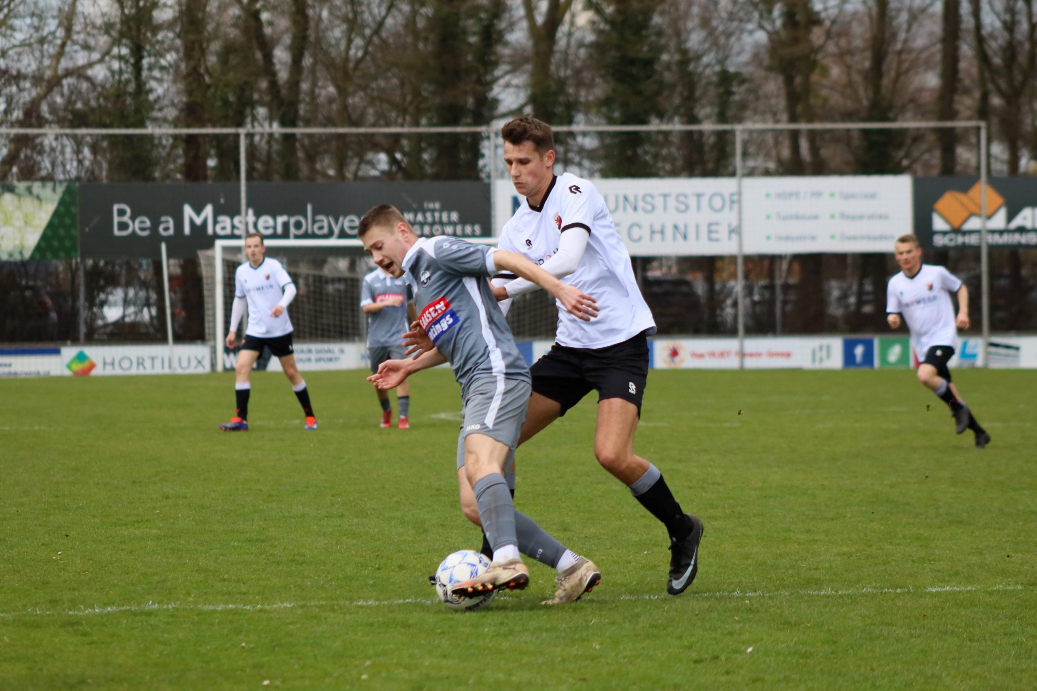 Naaldwijk 1 krijgt klop van KMD