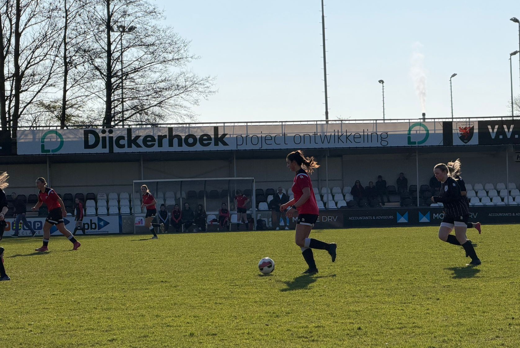 Vrouwen 1 wint wederom