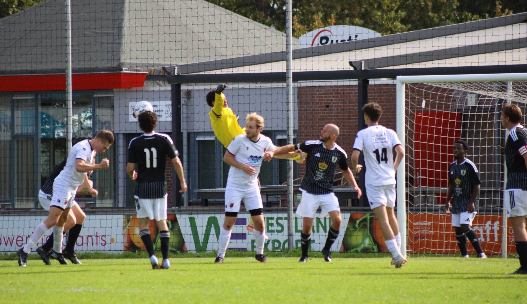 Top zaterdag voor de Naaldwijkse teams