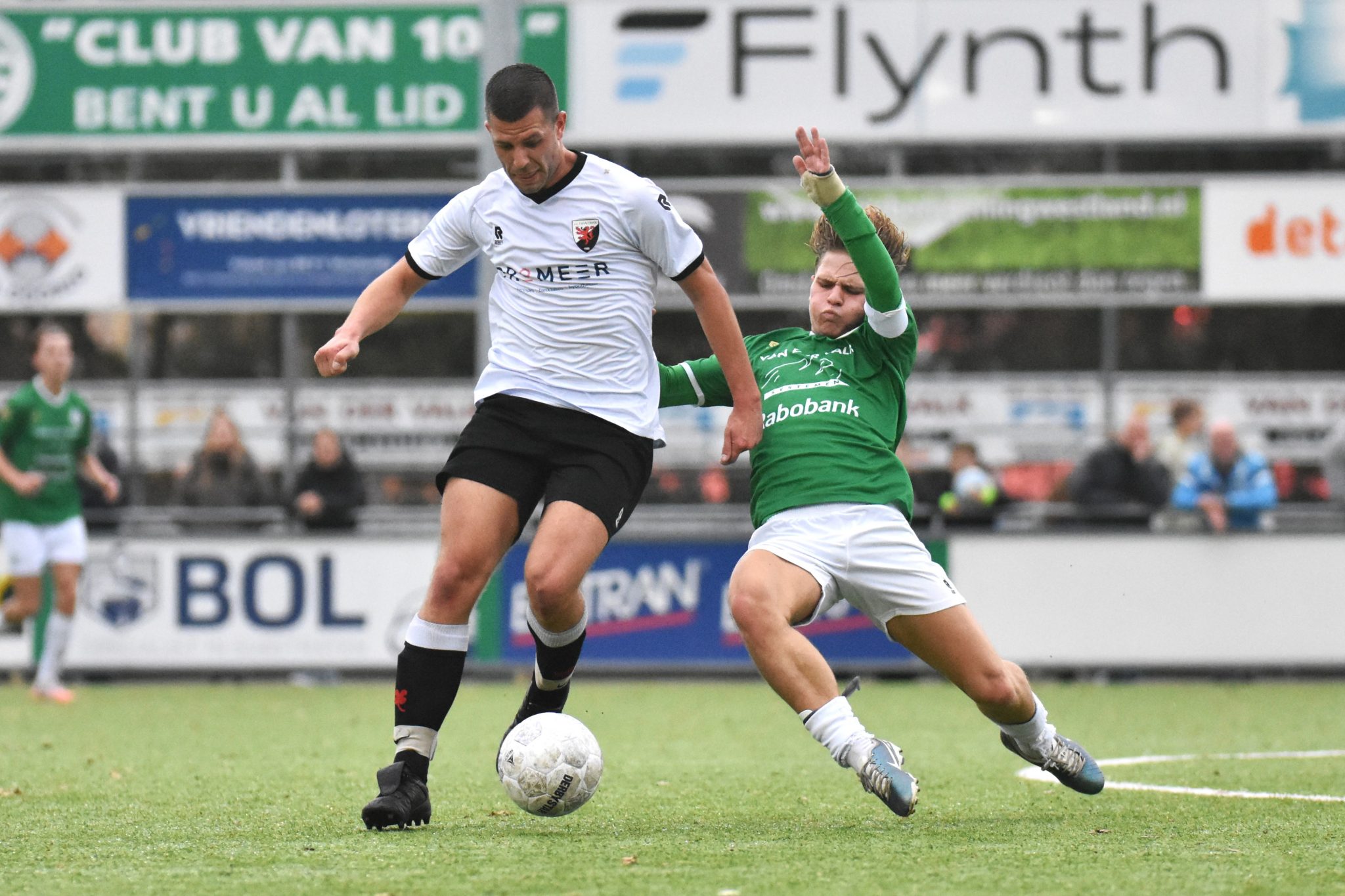 Naaldwijk kan koploper niet bedwingen