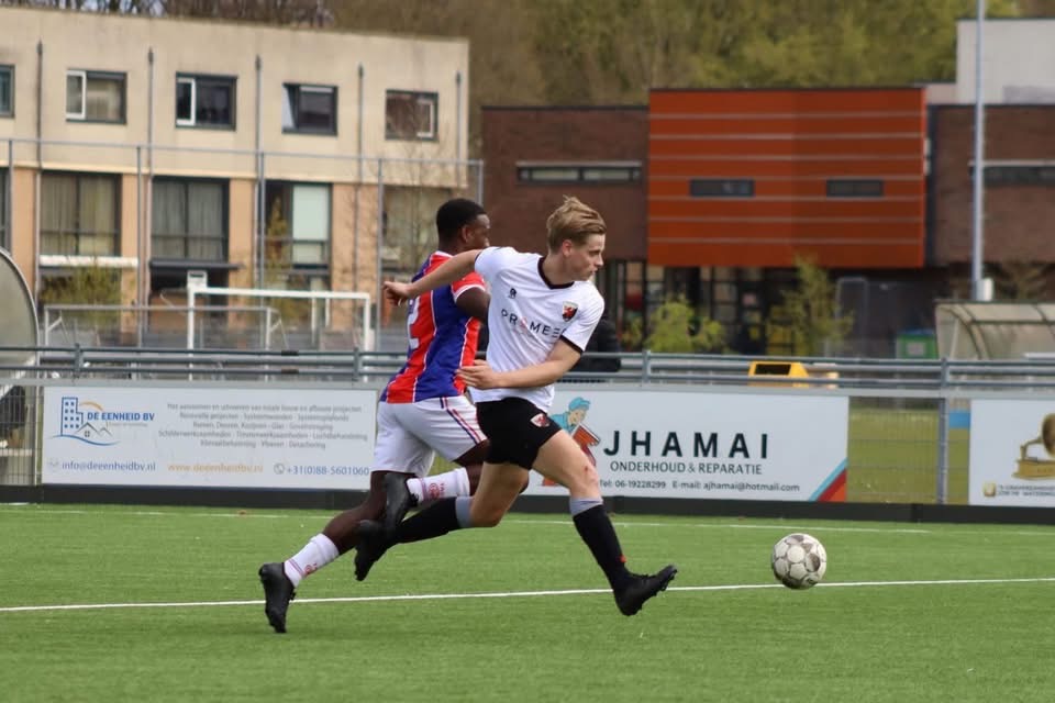 Naaldwijk neemt 1 punt mee